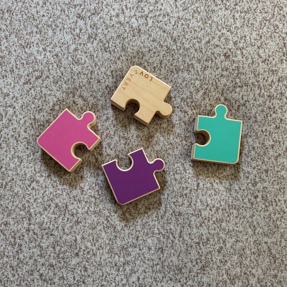 LOVEVERY Chunky Wooden Jigsaw Puzzle - Picture 2 of 4